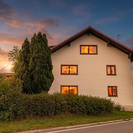 Zur Schoenen Aussicht Apartment